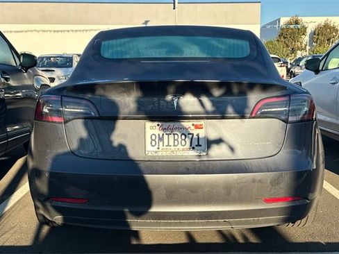 Used 2019 Tesla Model 3 Long Range image 4