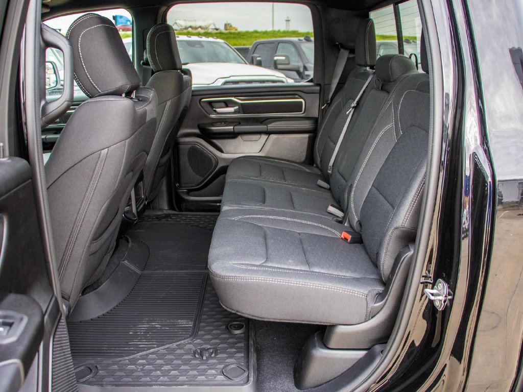 Used 2025 RAM 1500 Big Horn AWD/4WD image 25