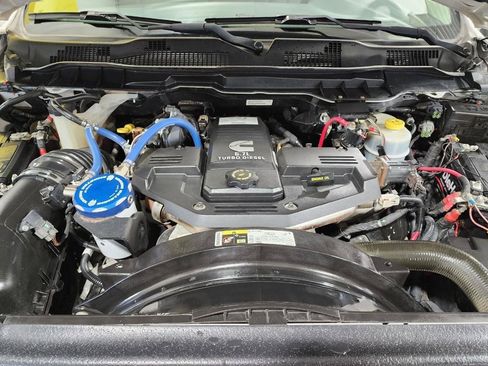 Used 2018 RAM 2500 Tradesman w/ Chrome Appearance Group AWD/4WD image 26