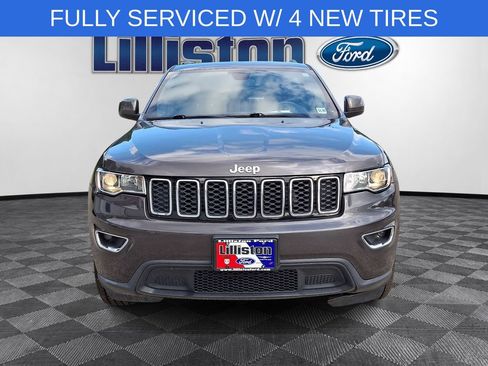Used 2021 Jeep Grand Cherokee Laredo AWD/4WD image 2