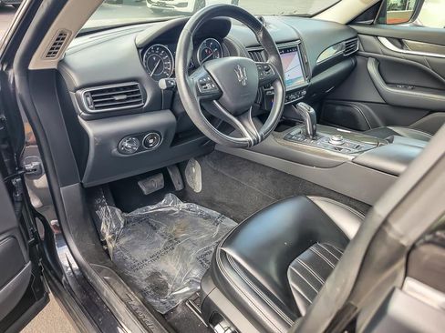 Used 2022 Maserati Levante GT image 10