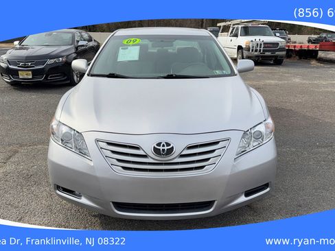 Used 2009 Toyota Camry LE image 4