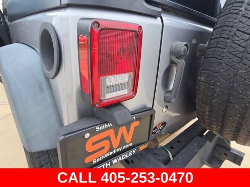 Used 2016 Jeep Wrangler Sport w/ Quick Order Package 24S AWD/4WD image 31