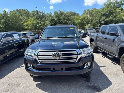Used 2016 Toyota Land Cruiser AWD/4WD image 5