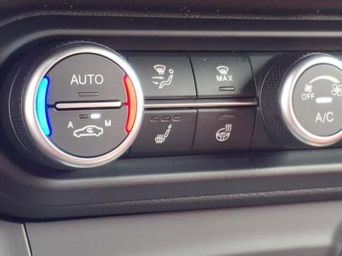 New 2025 Alfa Romeo Stelvio Sprint w/ Convenience Package image 21