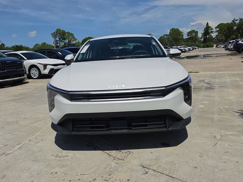 New 2026 Kia K4 FWD image 3