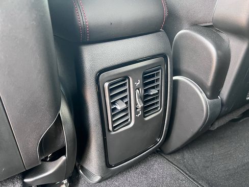 Used 2025 Dodge Durango GT w/ Blacktop Package RWD image 20