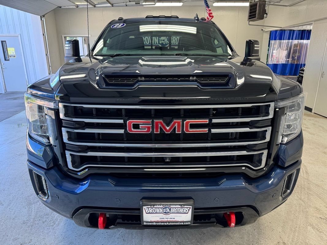 Used 2023 GMC Sierra 2500 AT4 w/ AT4 Preferred Package AWD/4WD image 11