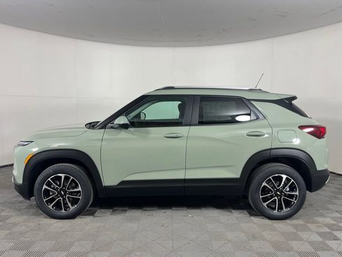 New 2026 Chevrolet TrailBlazer LT w/ Convenience Package AWD/4WD image 8