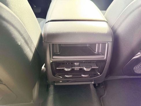 New 2026 Jeep Grand Cherokee Altitude image 12