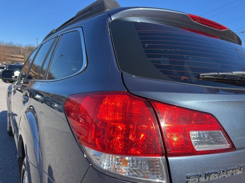 Used 2013 Subaru Outback 2.5i image 21