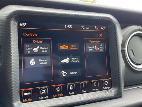 Used 2023 Jeep Wrangler Unlimited Sahara w/ Cold Weather Group AWD/4WD image 16