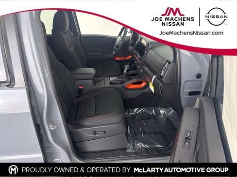 New 2026 Nissan Frontier PRO-4X w/ Pro-4x Convenience Package AWD/4WD image 10