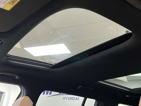 Certified 2025 Hyundai Santa Fe Limited AWD/4WD image 14