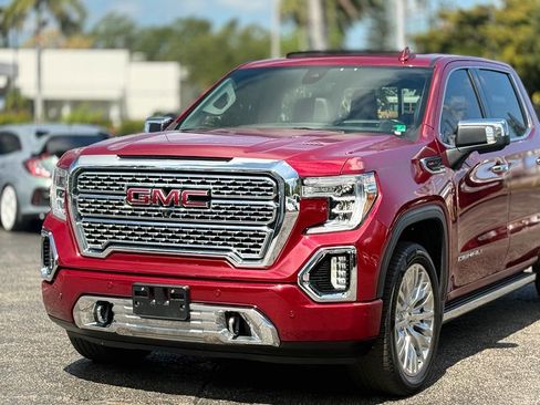 Used 2019 GMC Sierra 1500 Denali w/ Denali Ultimate Package AWD/4WD image 2