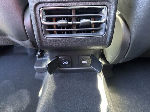 Used 2024 Lincoln Corsair AWD w/ Equipment Group 101A image 26