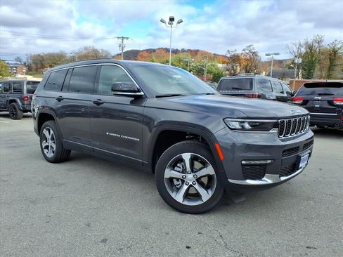 New 2025 Jeep Grand Cherokee L Limited image 2