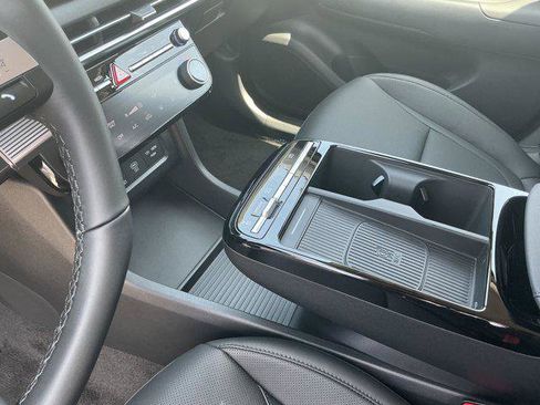 New 2025 Hyundai Tucson SEL image 8