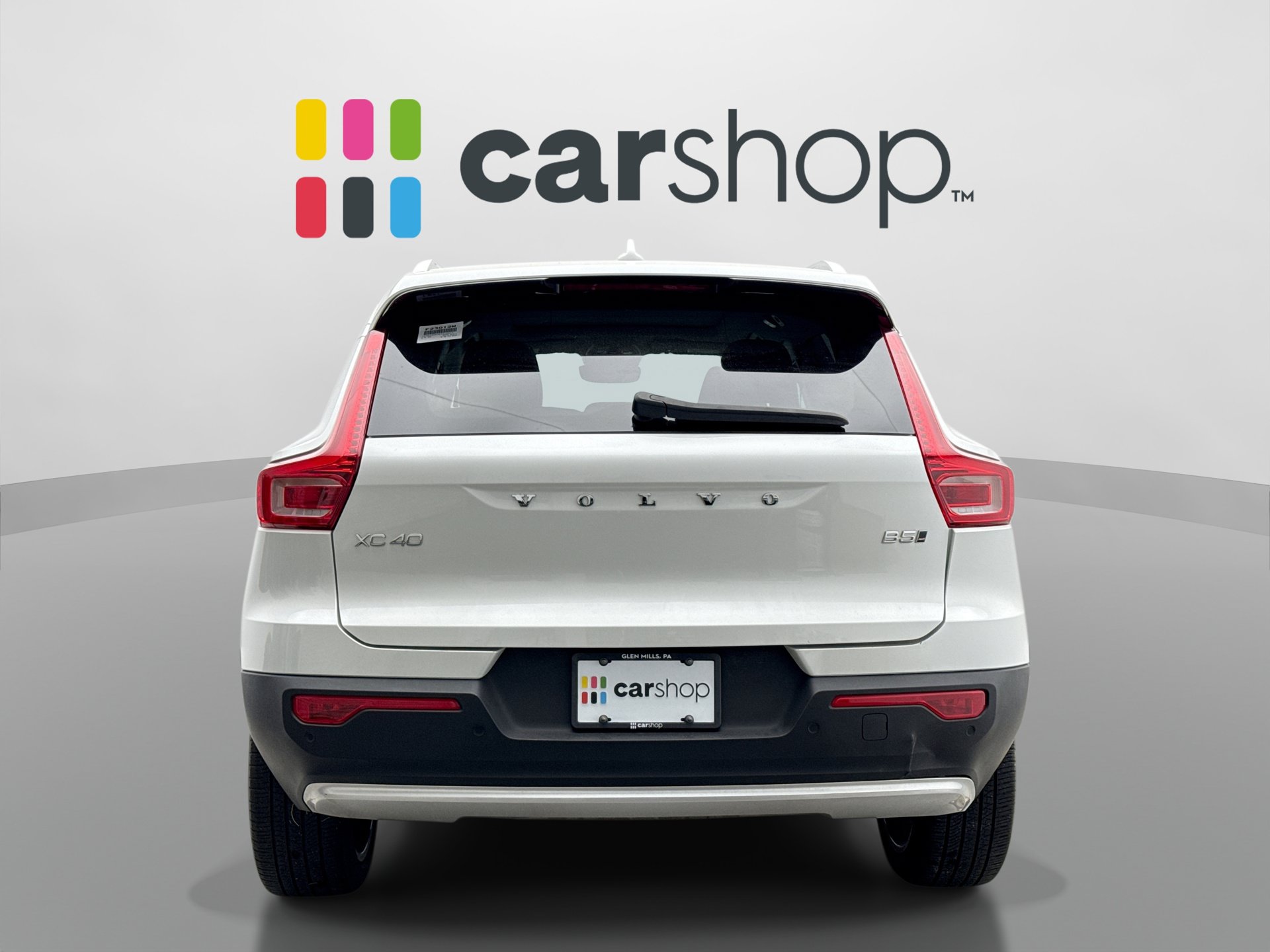 Used 2023 Volvo XC40 B5 Plus w/ Protection Package Premier AWD/4WD image 4
