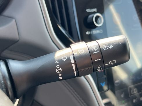 Certified 2025 Subaru Outback Premium AWD/4WD image 22