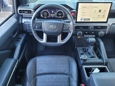 Used 2025 Toyota 4Runner TRD Off-Road Premium AWD/4WD image 10