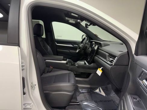 New 2026 GMC Terrain Elevation w/ Elevation Premium Package image 27