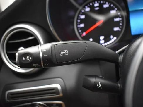 Used 2019 Mercedes-Benz C 300 4MATIC Sedan image 26