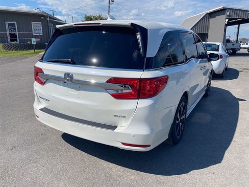 Used 2018 Honda Odyssey Elite image 4