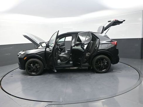 Used 2024 Buick Encore GX Sport Touring AWD/4WD image 32