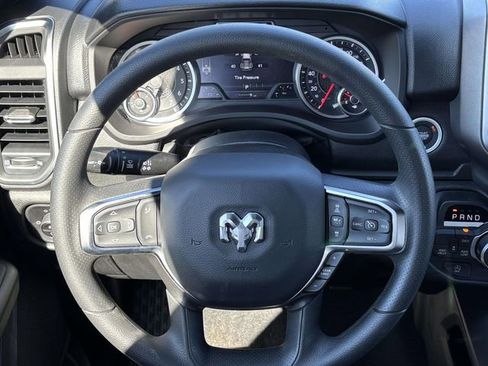 New 2026 RAM 1500 Express AWD/4WD image 8
