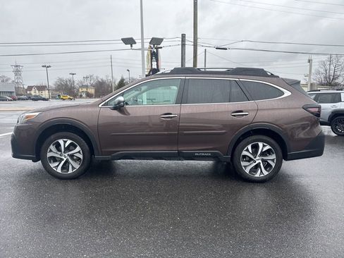 Used 2022 Subaru Outback Touring image 10