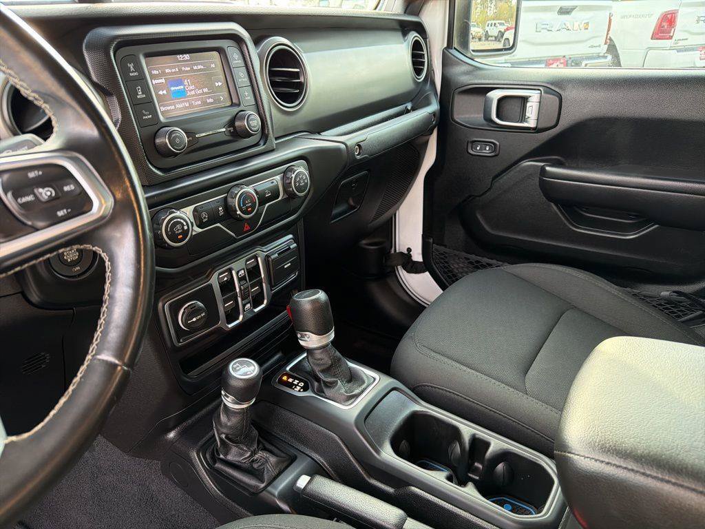 Used 2020 Jeep Gladiator Sport w/ Quick Order Package 24S AWD/4WD image 29