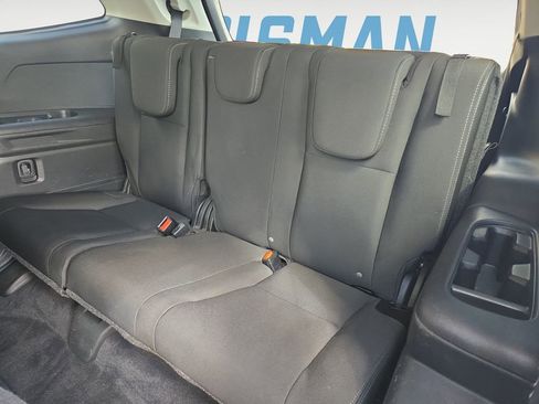 Certified 2022 Subaru Ascent Premium w/ Convenience Package image 17