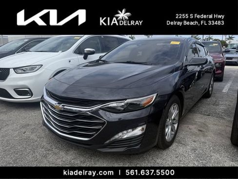 Used 2023 Chevrolet Malibu LT w/ Driver Confidence Package FWD image 9