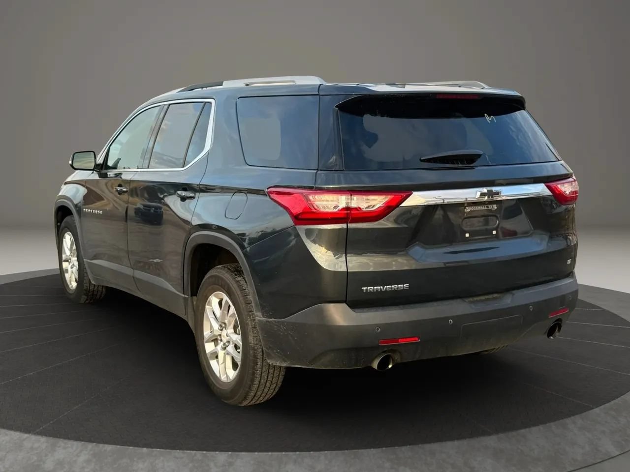 Used 2018 Chevrolet Traverse LT FWD image 8
