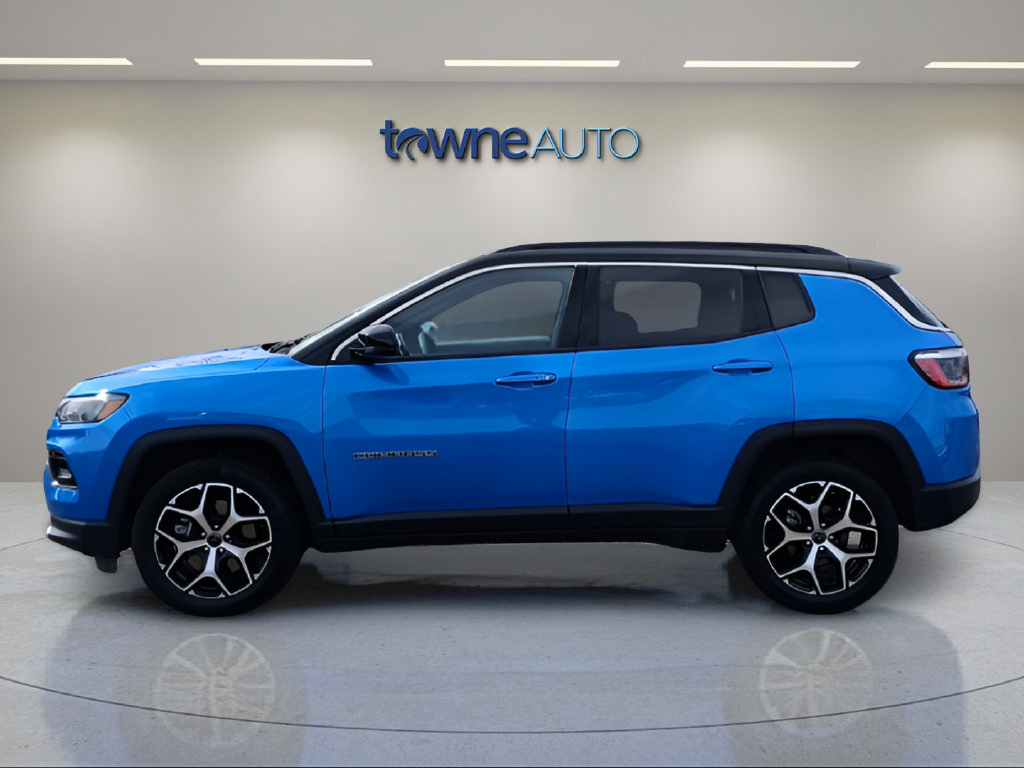 Used 2025 Jeep Compass Limited AWD/4WD image 3