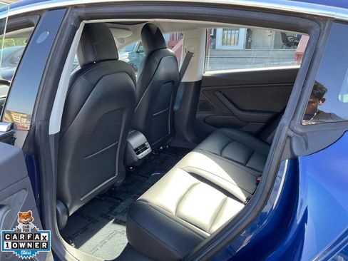 Used 2018 Tesla Model 3 Long Range RWD image 25