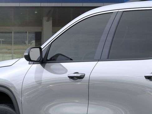 New 2025 Chevrolet Traverse LT w/ Enhanced Driving Package image 36