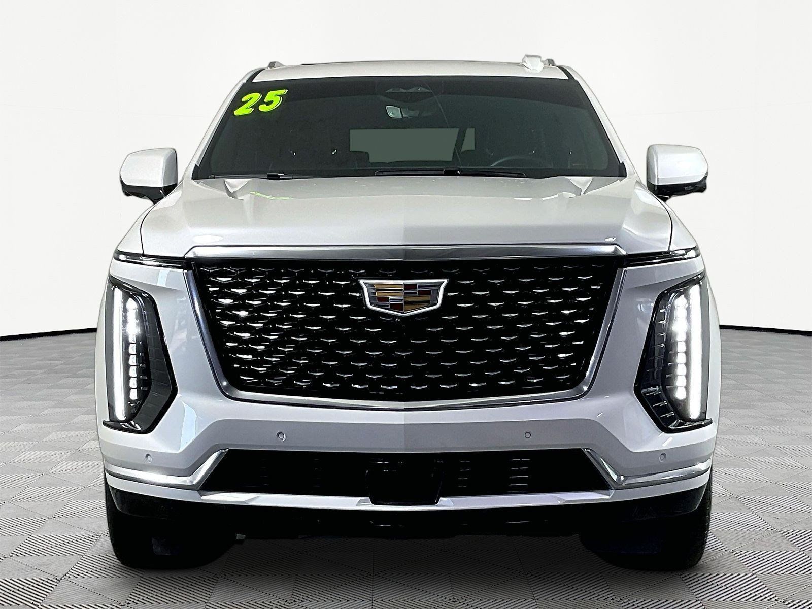 Used 2025 Cadillac Escalade ESV Premium Luxury w/ Touring Package AWD/4WD image 2