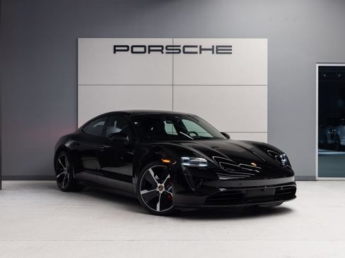 Certified 2023 Porsche Taycan 4S AWD/4WD image 9