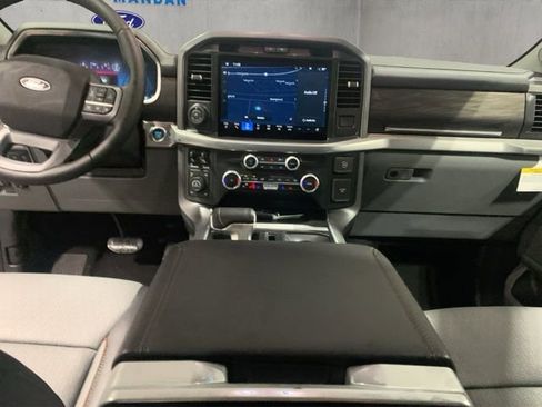 New 2025 Ford F150 Lariat w/ Equipment Group 501A Mid image 15