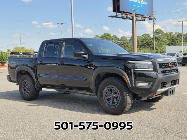 Used 2026 Nissan Frontier PRO-4X AWD/4WD image 5