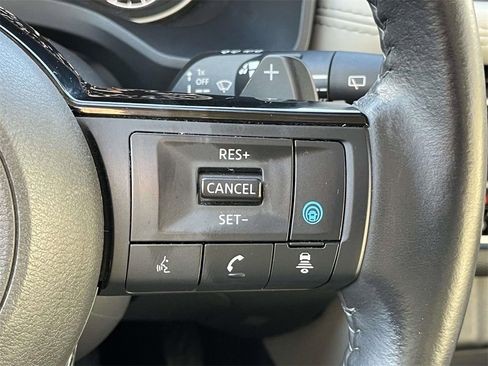 Certified 2023 Nissan Rogue SL w/ SL Premium Package image 23