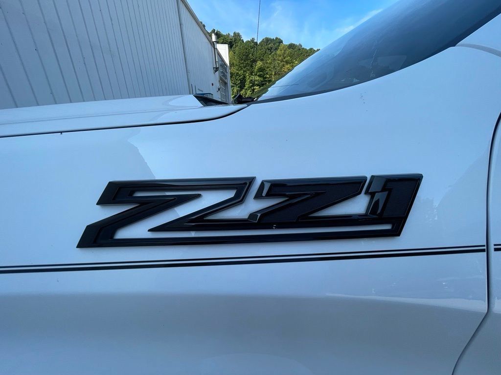 Used 2022 Chevrolet Silverado 1500 Limited RST AWD/4WD image 10