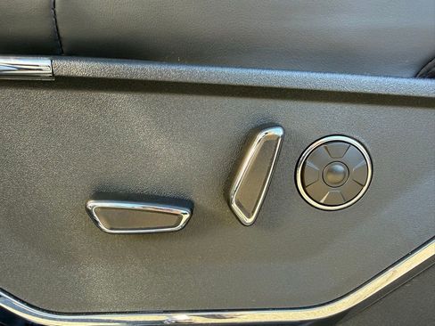 Used 2025 Ford F150 Platinum w/ Equipment Group 702A High image 18