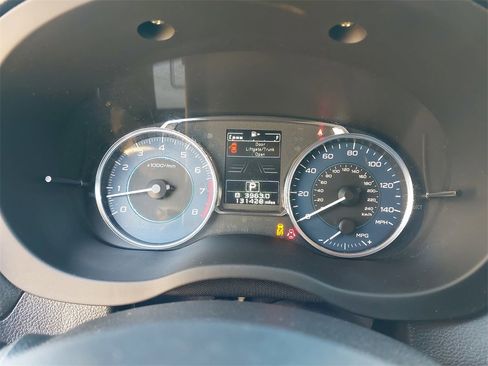 Used 2016 Subaru Crosstrek 2.0i Premium image 34