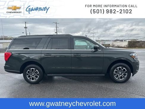 Used 2022 Ford Expedition Max XLT image 4