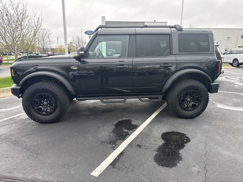 Used 2023 Ford Bronco Wildtrak AWD/4WD image 3
