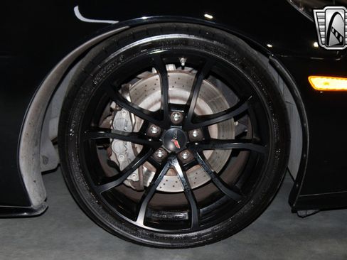 Used 2013 Chevrolet Corvette 427 w/ 1SB Preferred Equipment Group image 20