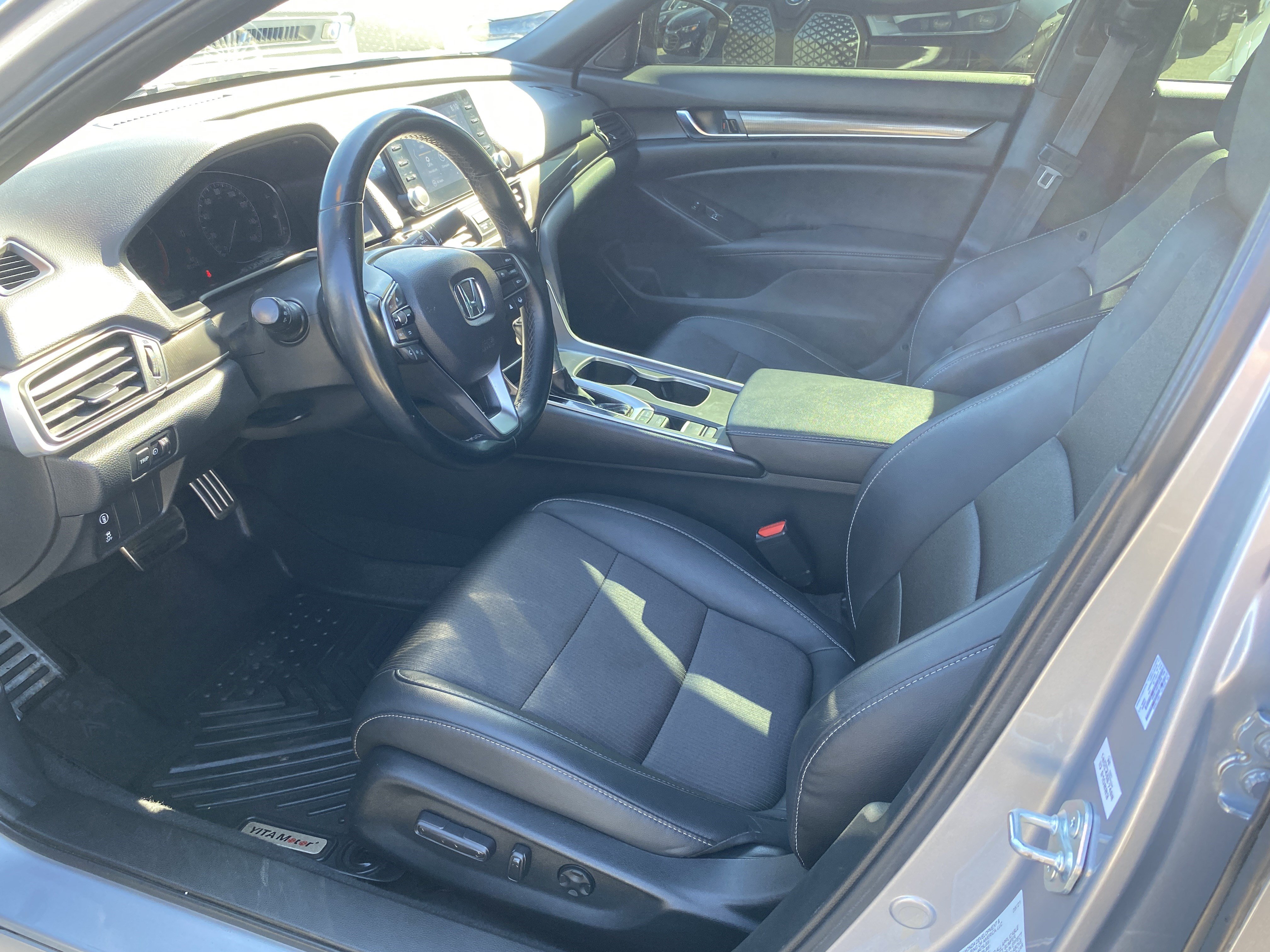 Used 2021 Honda Accord Sport image 13